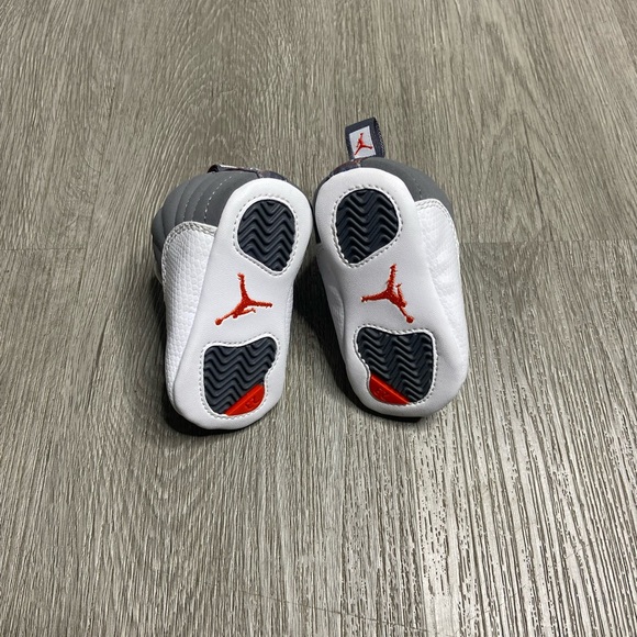 Kids Gray and White Shoes - Picture 8 of 8